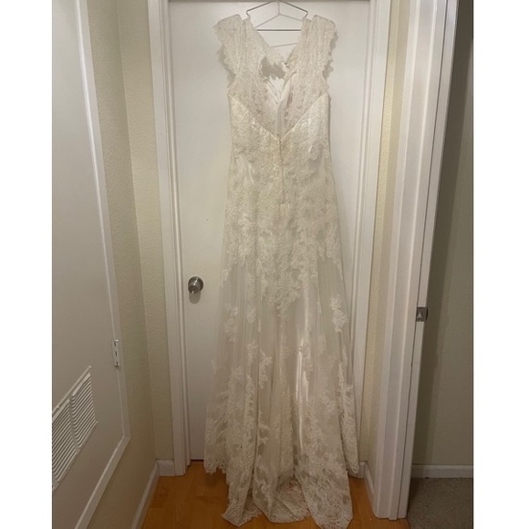STELLA YORK WEDDING DRESS - Picture 3 of 5